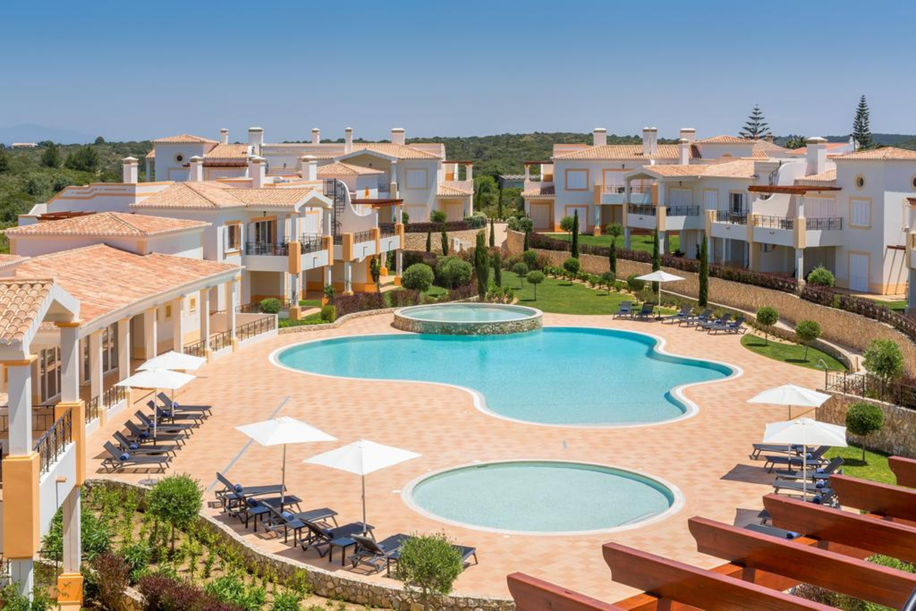 Nau Salema Beach Village 외부 사진