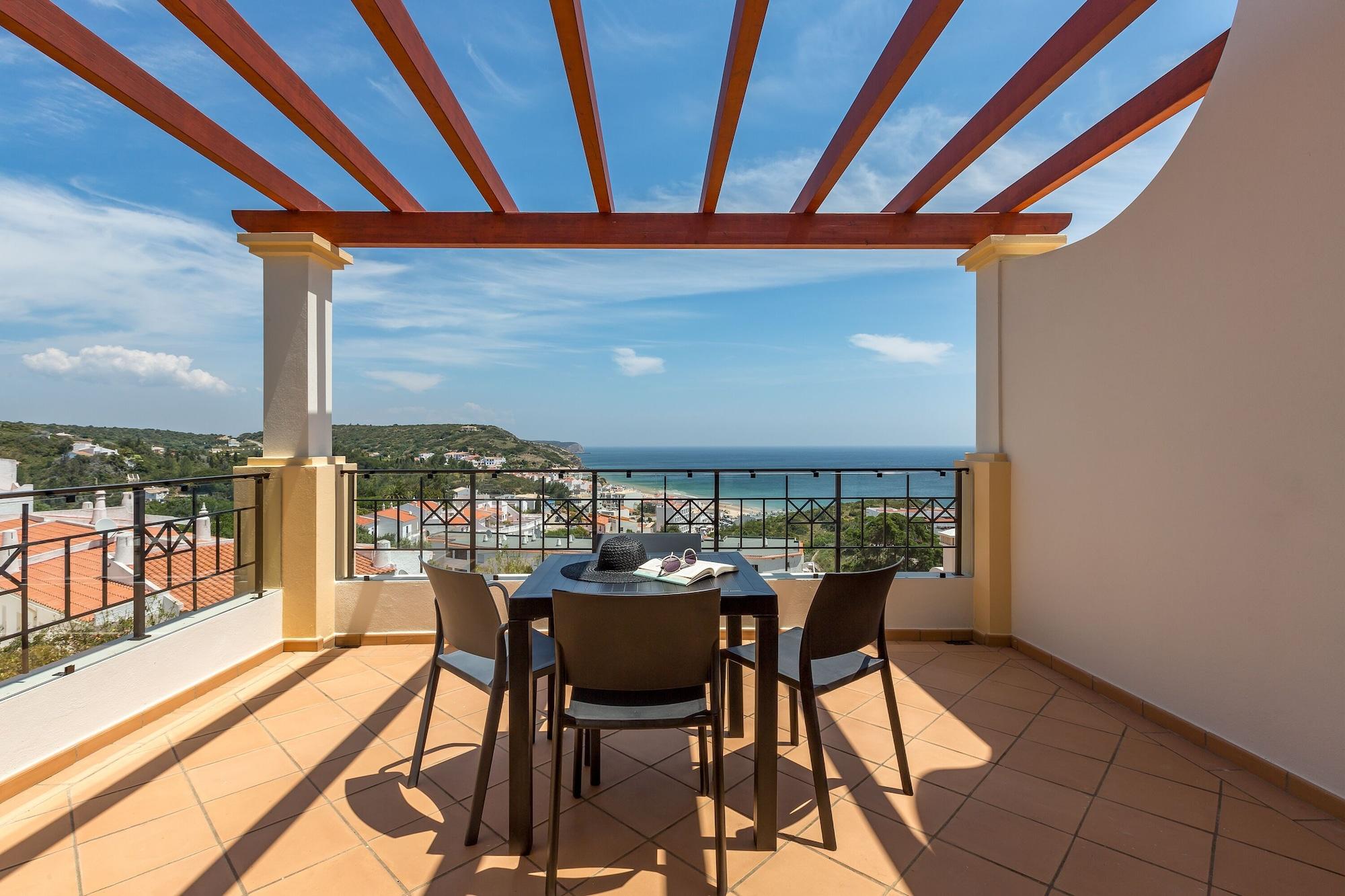 Nau Salema Beach Village 외부 사진
