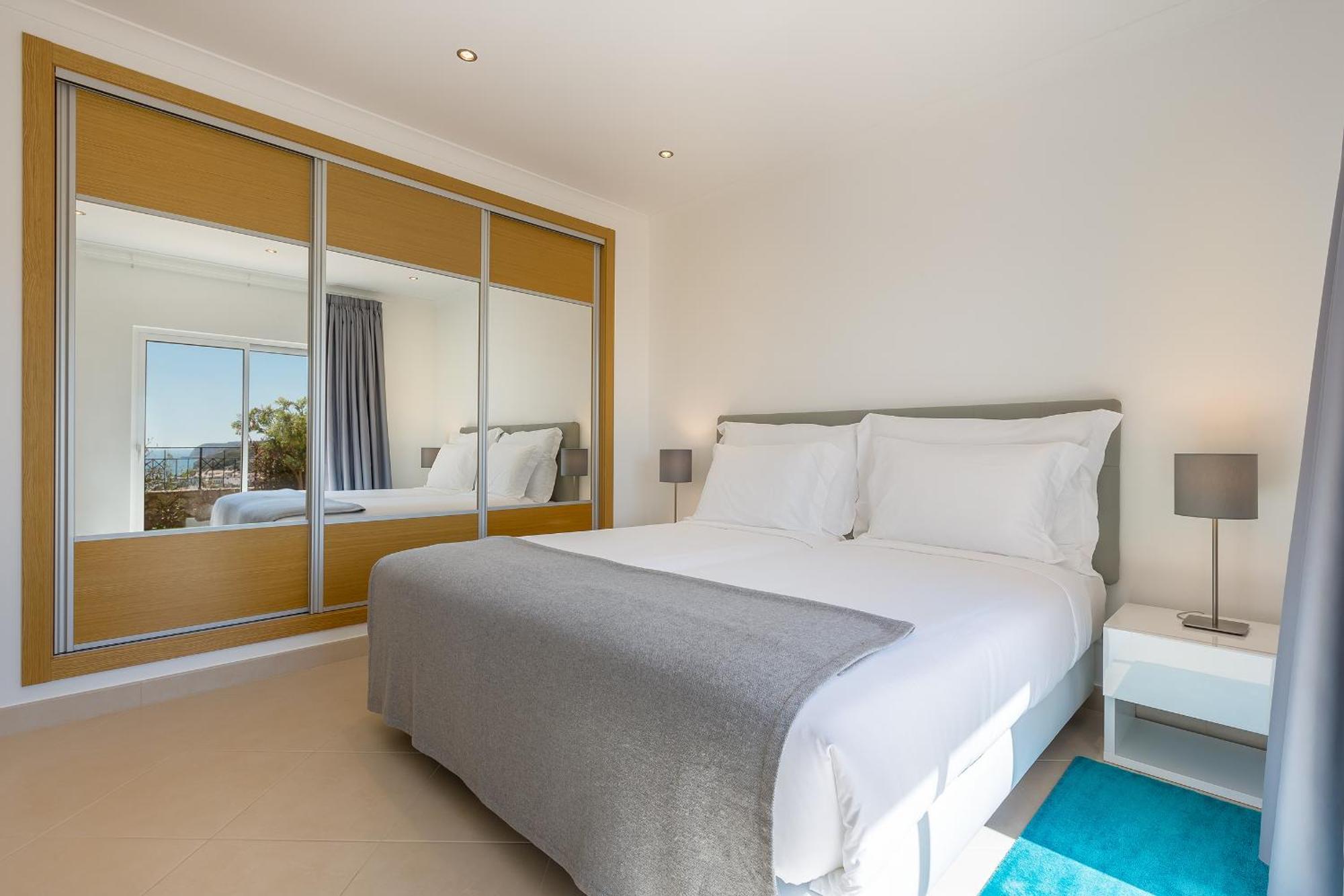 Nau Salema Beach Village 객실 사진