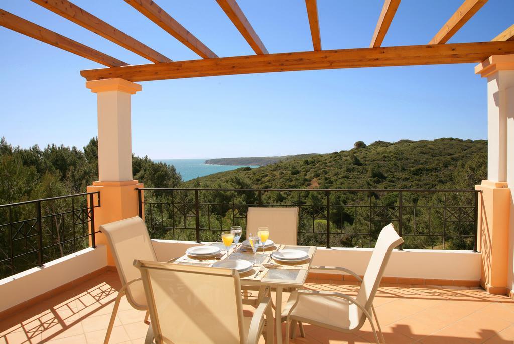 Nau Salema Beach Village 외부 사진